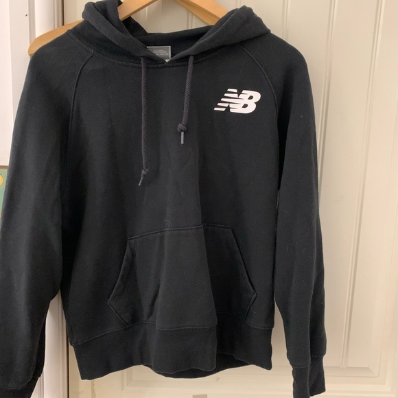 new balance hoodie - Picture 1 of 2